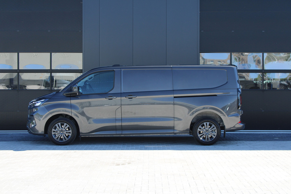 Ford Transit Custom 320 2.0 TDCI L2H1 Limited 150pk - 2x Schuifdeur - Adaptive Cruise - Verwarmd stuur - Blind spot - Navigatie - Camera - Draadloos laden - Rijklaar 9