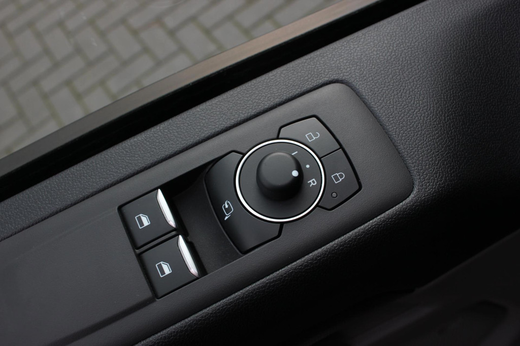 Ford Transit Custom 320 2.0 TDCI L2H1 Limited 170PK JB- EDITION / DRIVER ASSISTANCE PACK / 3- ZITS / MY2024 / CAMERA / ADAP.CRUISE 18