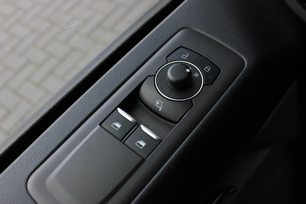 Ford Transit Custom 320 2.0 TDCI L2H1 Limited 170PK JB- EDITION / DRIVER ASSISTANCE PACK / 3- ZITS / MY2024 / CAMERA / ADAP.CRUISE 21