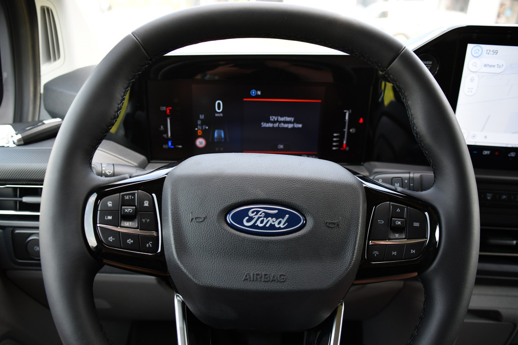 Ford Transit Custom 320 2.0 TDCI L2H1 Limited Adaptieve Cruise, Camera, Carplay, 170PK, Multimedia, Keyless, LED, Trekhaak, Uniek! 14