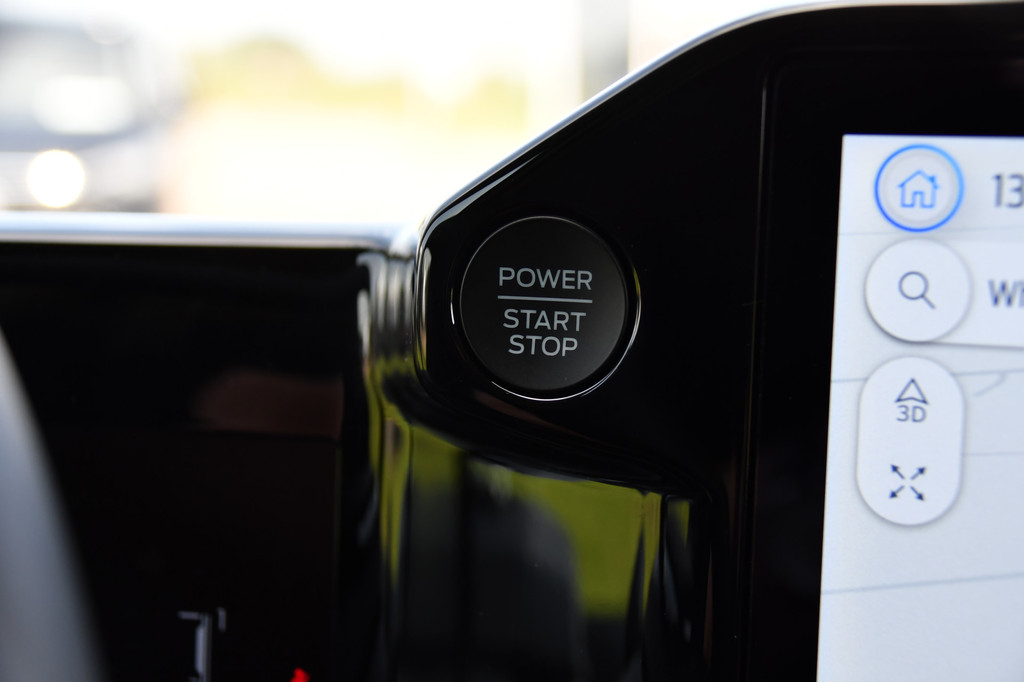 Ford Transit Custom 320 2.0 TDCI L2H1 Limited Adaptieve Cruise, Camera, Carplay, 170PK, Multimedia, Keyless, LED, Trekhaak, Uniek! 21