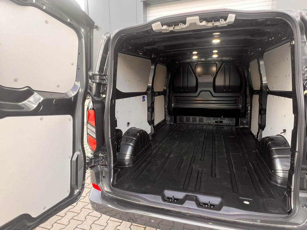 Ford Transit Custom 320 2.0 TDCI L2H1 Limited Nieuw direct rijden VVB243 BPM vrij! Benut nu nog uw voordeel! 10