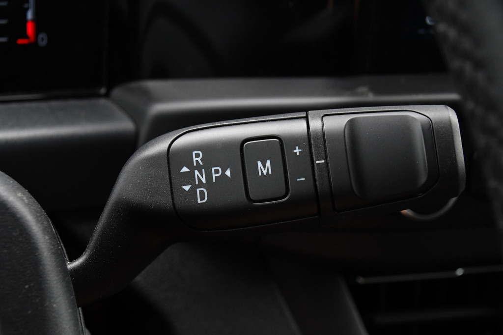 Ford Transit Custom 320 2.0 TDCI L2H1 Limited PB Edition Virtual, Adaptieve Cruise, Camera, LED, Sensoren, 170PK, Carplay, Stoelverwarming, Trekhaak Uniek! 19