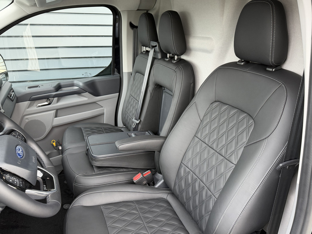 Ford Transit Custom 320 2.0 TDCI L2H1 NEXT LEVEL 170 PK AUT 12