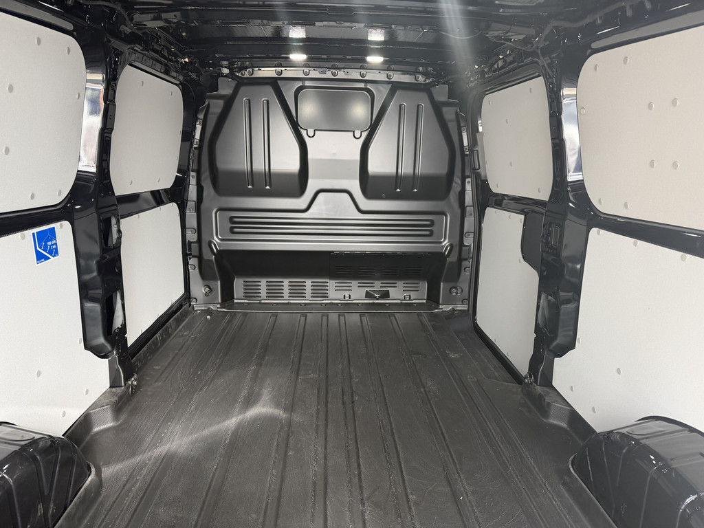 Ford Transit Custom 320 2.0 TDCI L2H1 NEXT LEVEL 170 PK AUT 21