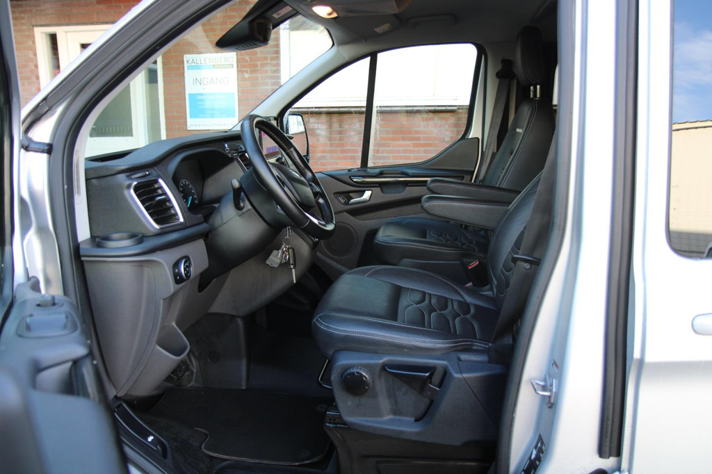 Ford Transit Custom 320 2.0 TDCI L2H1 Platinum Edition DC / Automaat 130PK / BOM VOL 3