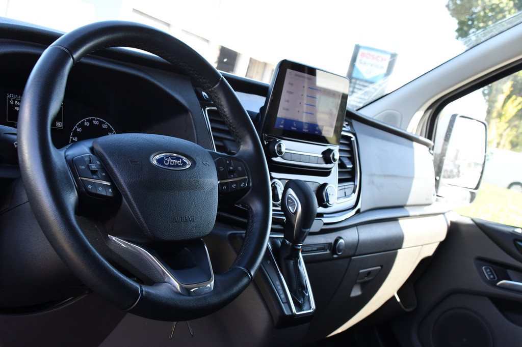 Ford Transit Custom 320 2.0 TDCI L2H1 Platinum Edition DC MARGE! Camera, Cruise, Carplay, 130pk, Automaat, Leder, LED, Multimedia, Stoelverwarming, Uniek! 13