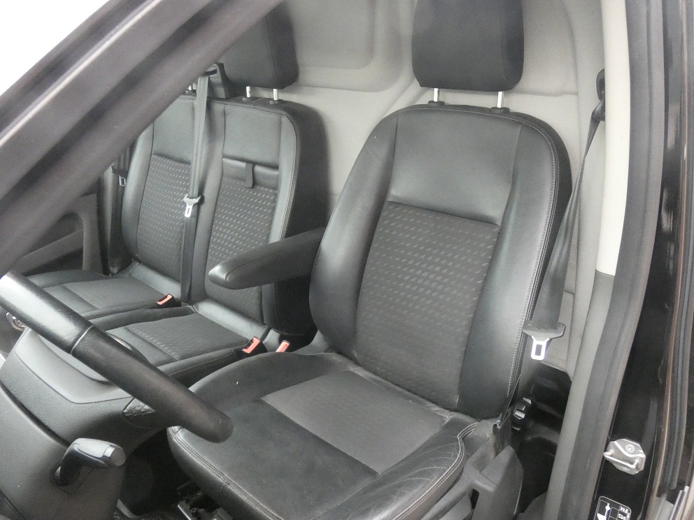 Ford Transit Custom 320 2.0 TDCI L2H1 Sport* navi/cam*xenon* 10