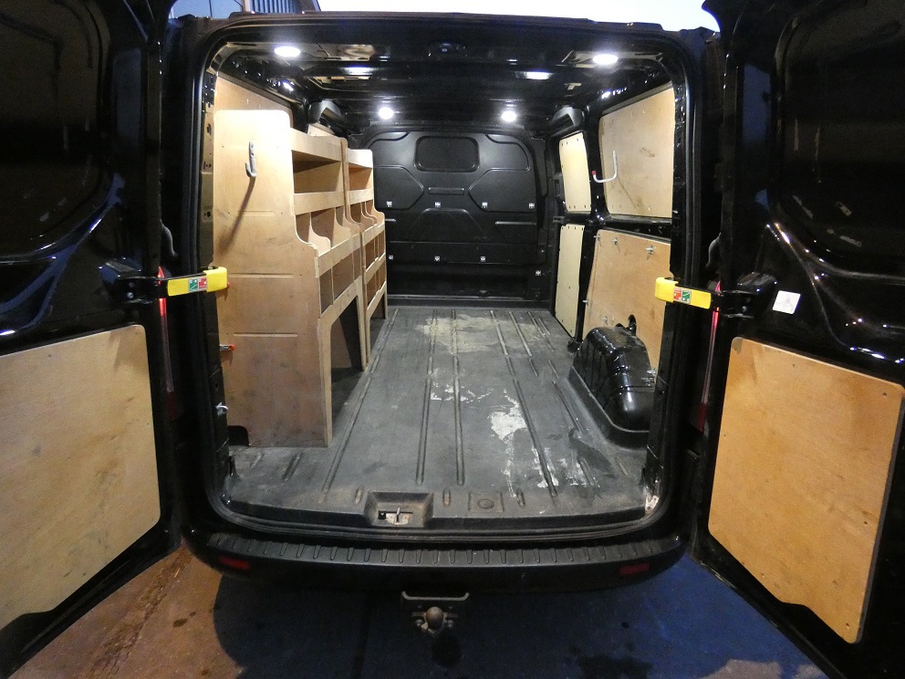 Ford Transit Custom 320 2.0 TDCI L2H1 Sport* navi/cam*xenon* 4