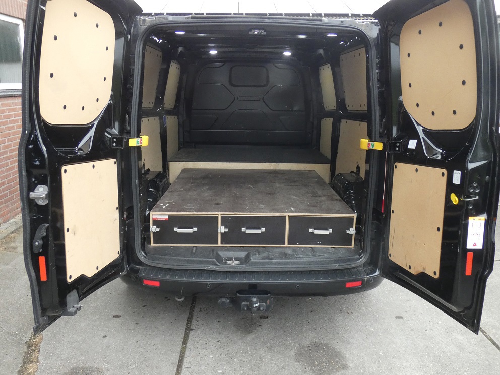 Ford Transit Custom 320 2.0 TDCI L2H1 Sport* navi/cam*xenon* 6