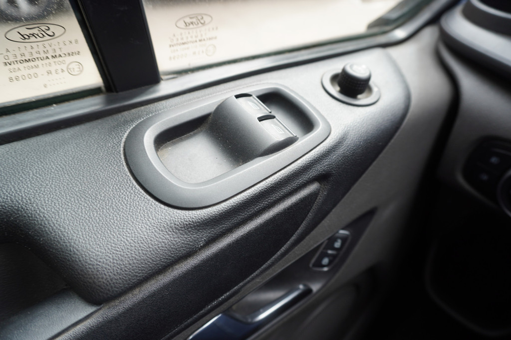 Ford Transit Custom 320 2.0 TDCI L2H1 Trend 12