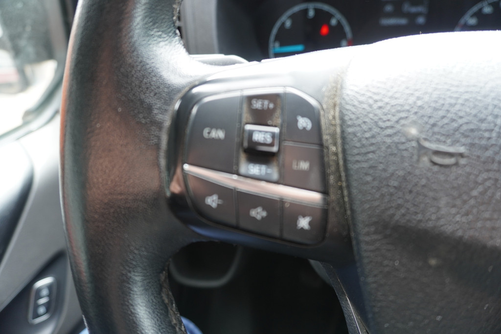 Ford Transit Custom 320 2.0 TDCI L2H1 Trend 14