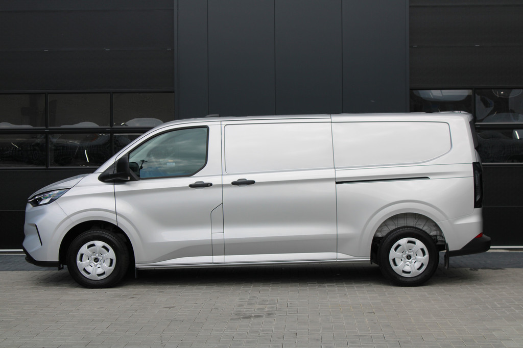 Ford Transit Custom 320 2.0 TDCI L2H1 Trend 136pk - 2x Schuifdeur - Achterklep - Carplay - Android - LED koplampen - Stoelverwarming - 70l tank - Rijklaar 13
