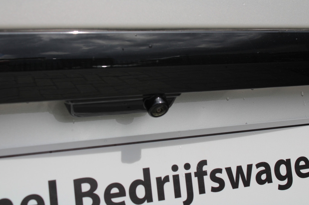 Ford Transit Custom 320 2.0 TDCI L2H1 Trend 136pk - 2x Schuifdeur - Achterklep - Carplay - Android - LED koplampen - Stoelverwarming - 70l tank - Rijklaar 14