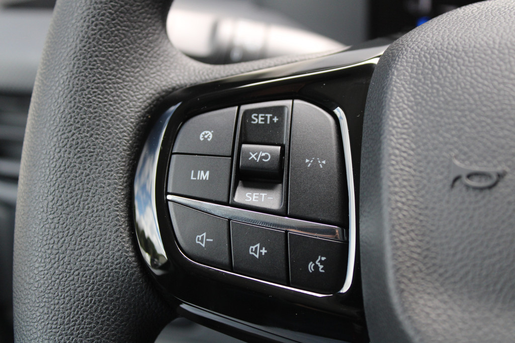 Ford Transit Custom 320 2.0 TDCI L2H1 Trend 136pk - 2x Schuifdeur - Achterklep - Carplay - Android - LED koplampen - Stoelverwarming - 70l tank - Rijklaar 20