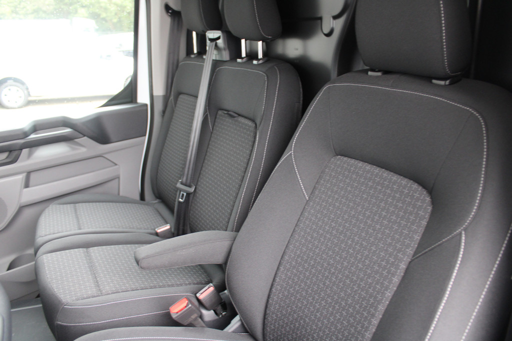 Ford Transit Custom 320 2.0 TDCI L2H1 Trend 136pk - Achterklep - Carplay - Android - LED koplampen - Stoelverwarming - 70l tank - Rijklaar 18