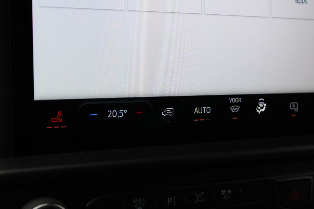 Ford Transit Custom 320 2.0 TDCI L2H1 Trend 150pk - Bijrijdersstoel 1+1 - Carplay - Camera - Android - LED koplampen - Stoelverwarming - 70l tank - Rijklaar 11