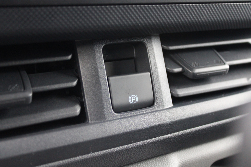 Ford Transit Custom 320 2.0 TDCI L2H1 Trend 150pk - Bijrijdersstoel 1+1 - Carplay - Camera - Android - LED koplampen - Stoelverwarming - 70l tank - Rijklaar 13