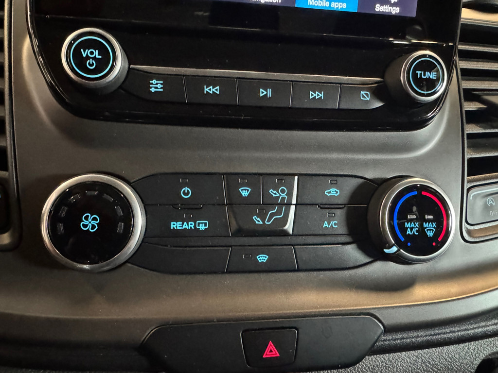 Ford Transit Custom 320 2.0 TDCI L2H1 Trend 9 Pers. NAVI-AIRCO-CARPLAY-CRUISE-PDC- PRIJS EUR 27.104 INCL BTW EN BPM 18