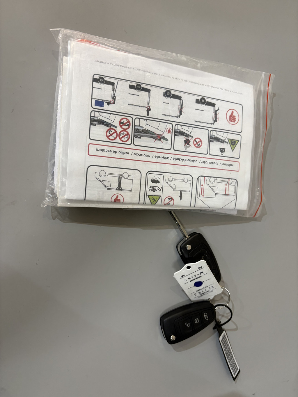 Ford Transit Custom 320 2.0 TDCI L2H1 Trend / Euro 6 / Airco / Cruise Control / PDC / Trekhaak / Imperiaal 18