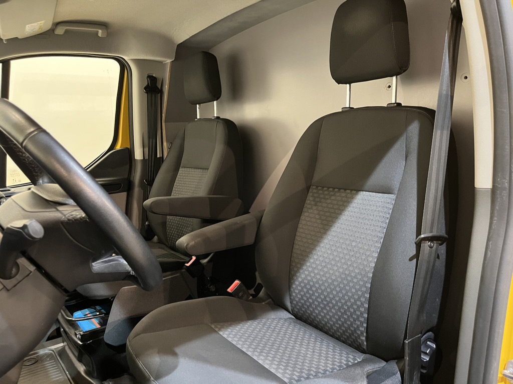 Ford Transit Custom 320 2.0 TDCI L2H1 Trend / Euro 6 / Airco / Cruise Control / Trekhaak / PDC / Imperiaal / 68.700 KM !! 8