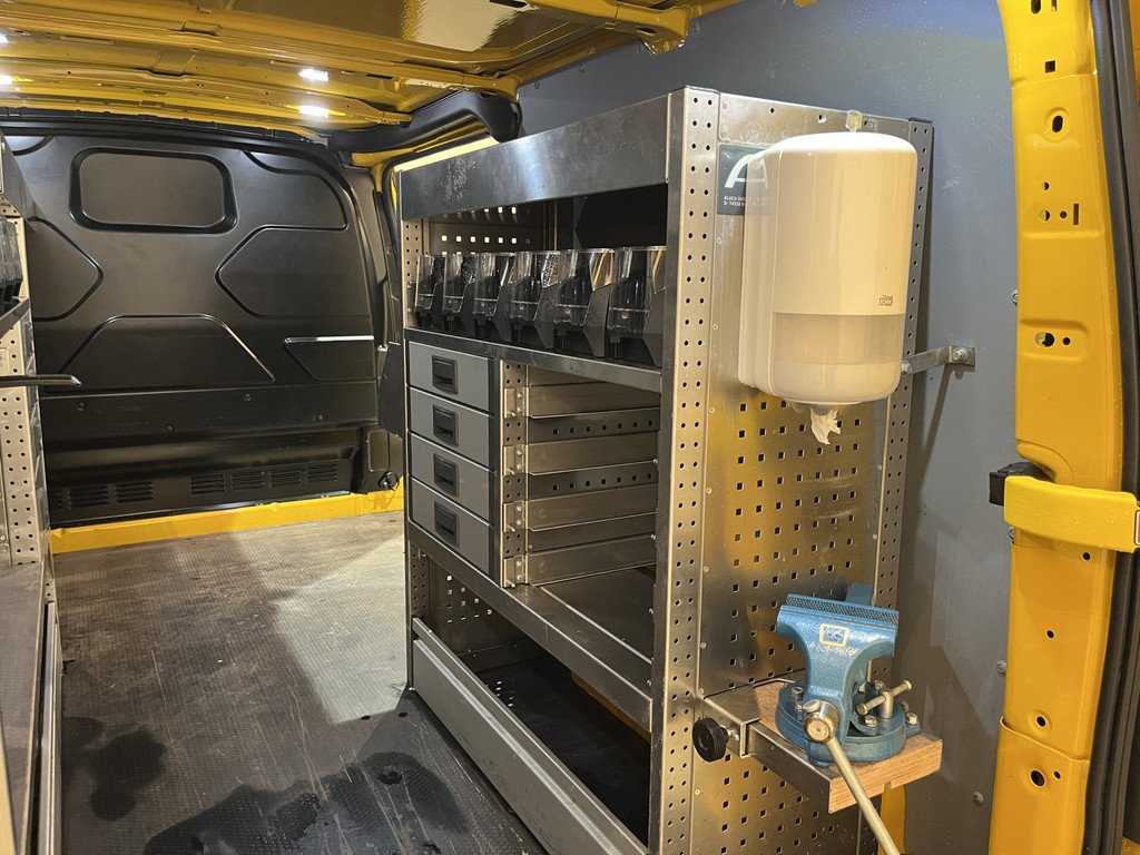 Ford Transit Custom 320 2.0 TDCI L2H1 Trend Servicebus / Aluca Inrichting / Euro 6 / Airco / Cruise Control / PDC 70.000 KM !! 12