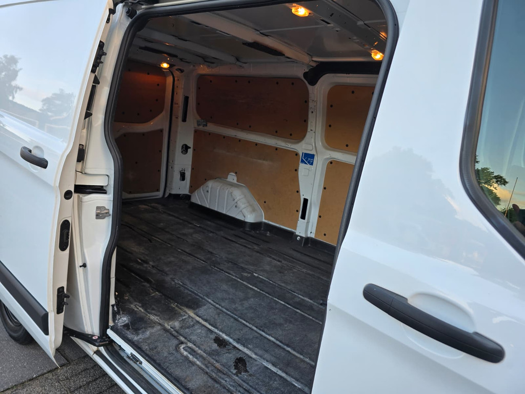 Ford Transit Custom 320 2.0 TDCI L2H2 Trend |CLIMATE|LEDER|PARKEERSENSOREN|TREKHAAK|CRUISE| 12