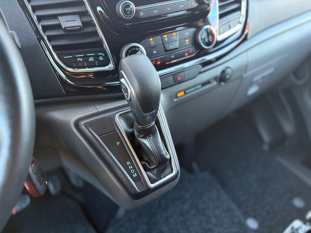 Ford Transit Custom 320 2.0 TDCI Platinum|NAP|131PK|platinum edition|1e EIG|DUBBELCABINE|AUTOMAAT|cruise|achteruitrijcamera|trekh 21