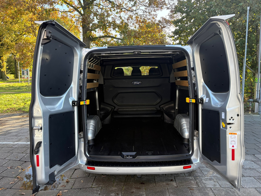 Ford Transit Custom 320 2.0 TDCI Platinum|NAP|131PK|platinum edition|1e EIG|DUBBELCABINE|AUTOMAAT|cruise|achteruitrijcamera|trekh 8