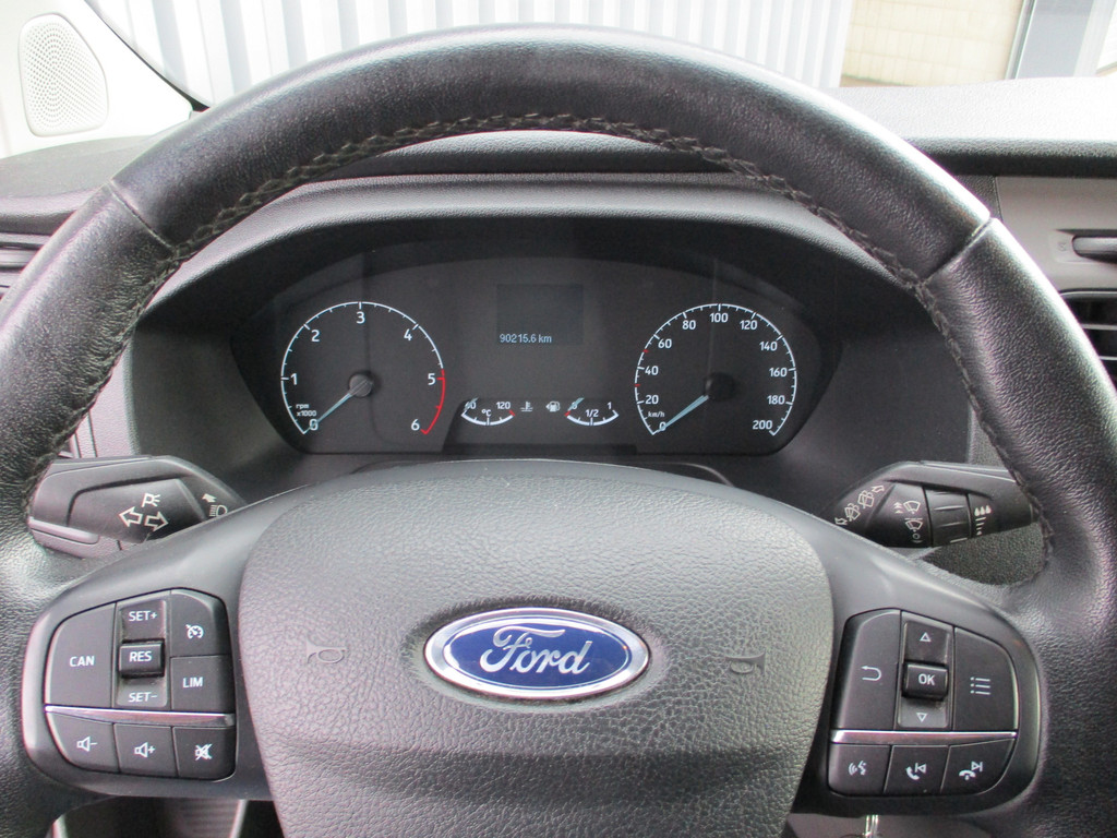 Ford Transit Custom 320 2.0 TDCI Trend Personenbus 9 Persoons 8