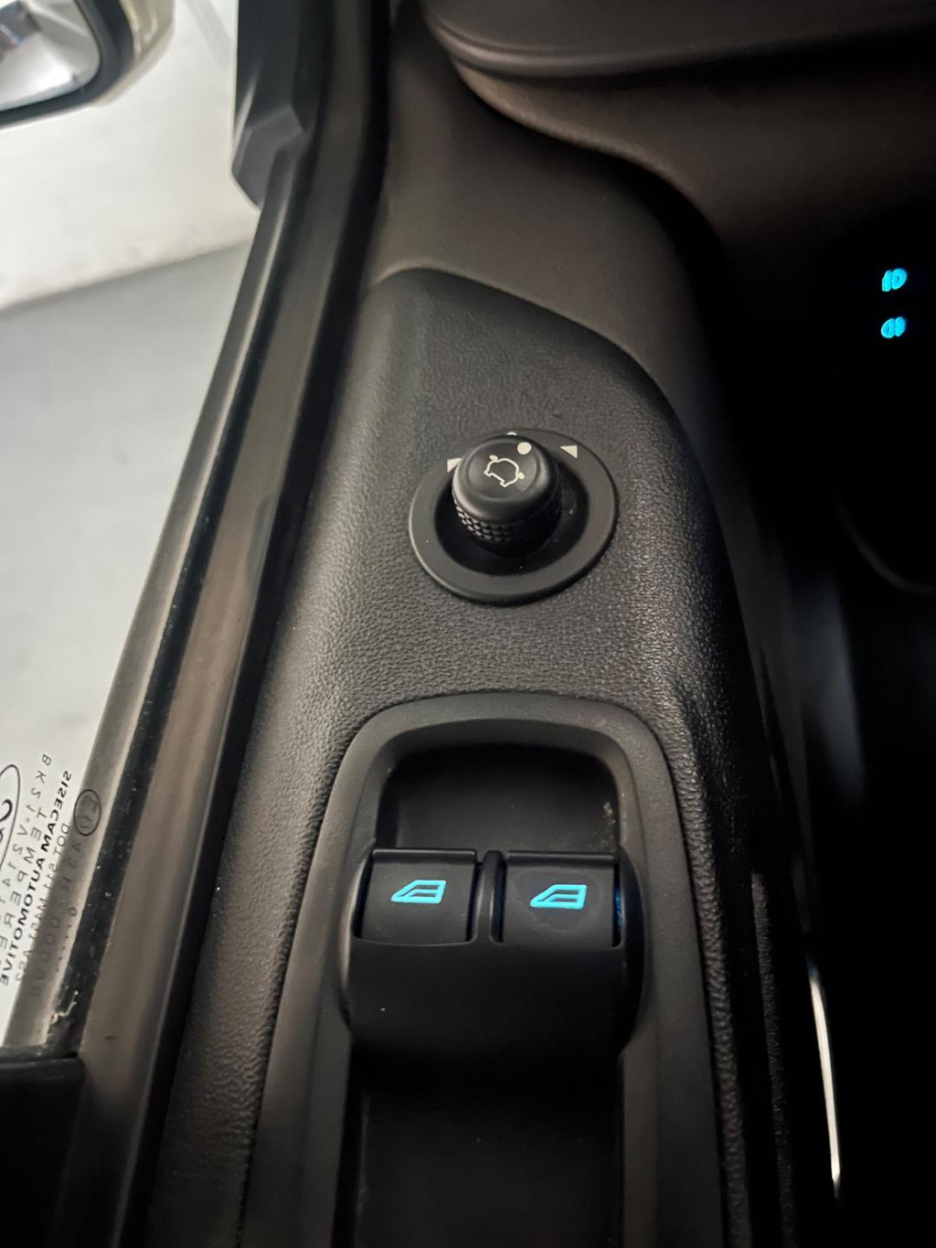 Ford Transit Custom 320 2.0 TDCI euro6 L1H1 Trend Airco, 2xSchuifdeur, CruiseControl, Trekhaak 2500KG, RIJKLAARPRIJS! 14