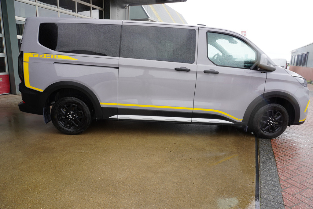 Ford Transit Custom 320L 2.0 TDCI 136PK L2H1 Trail DubbelCabine Schuifdeur L/R Nr. V090 | Airco | Adap | Navi| Camera | Blis | Lm velgen DEMO 3