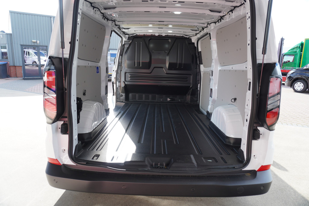 Ford Transit Custom 320L 2.0 TDCI 136PK L2H1 Trend Achterklep Schuifdeur L / R Nr. V010 | Airco | Cruise | Camera | Apple CP-Android auto 12