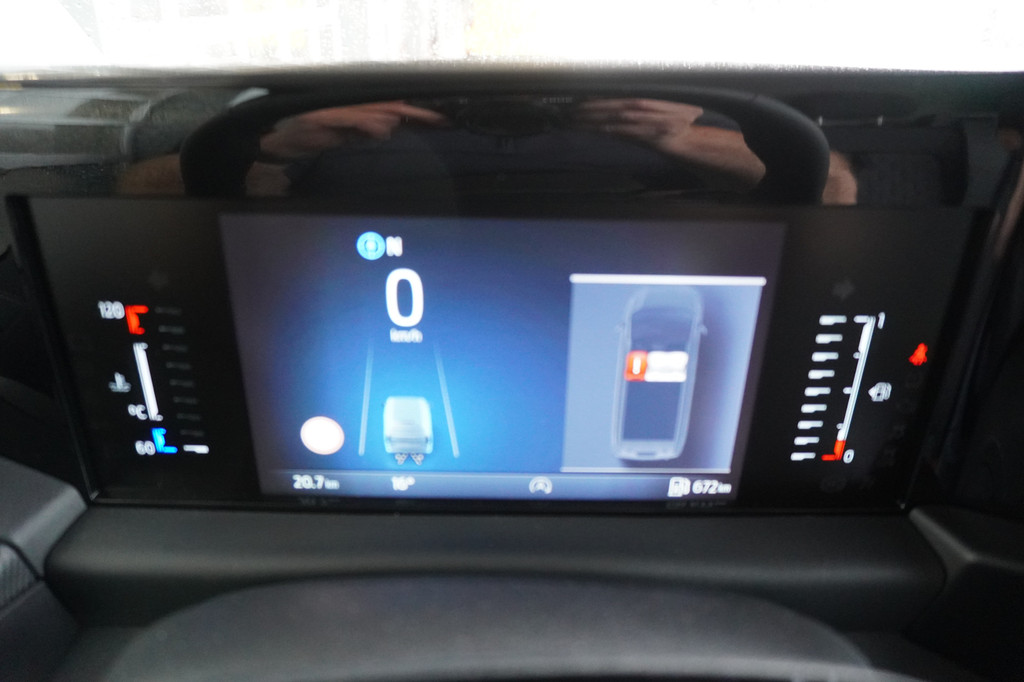 Ford Transit Custom 320L 2.0 TDCI 136pk L2H1 Limited Nr. V153 | Airco | Adap.cruise | Navi | Glaslookpanelen | Spoilers 18