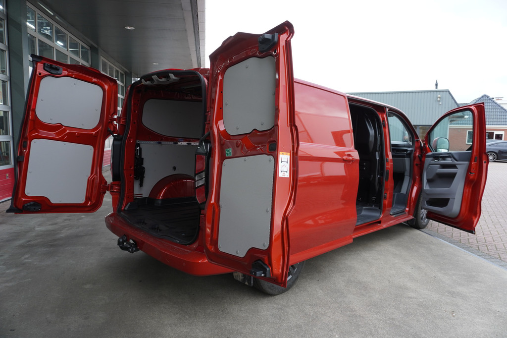 Ford Transit Custom 320L 2.0 TDCI 150PK L2H1 Limited Nr. V056 | Airco | Apple-Android | Camera | Cruise | Trekhaak 12