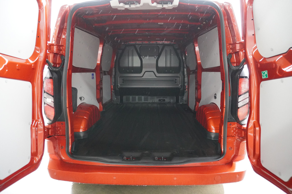 Ford Transit Custom 320L 2.0 TDCI 170PK L2H1 Limited Automaat Nr. V058 | Adap.Cruise | Navi | Airco | Camera 14