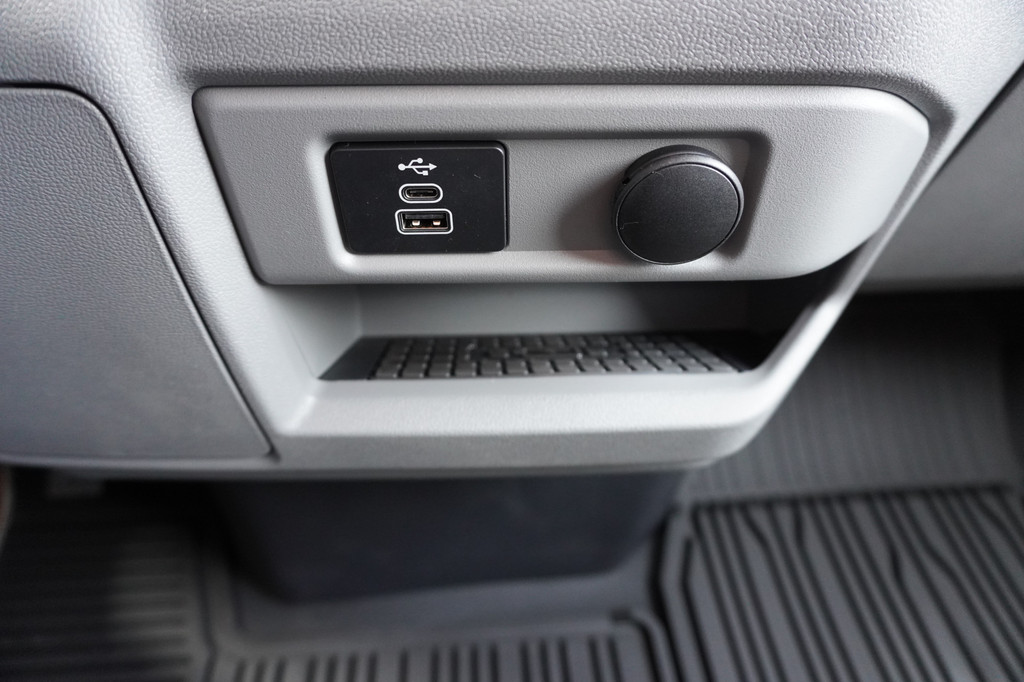 Ford Transit Custom 320L 2.0 TDCI 170PK L2H1 Limited Automaat Schuifdeur L / R Nr. V048 | Airco | Adaptive Cruise | Navi | Camera 19