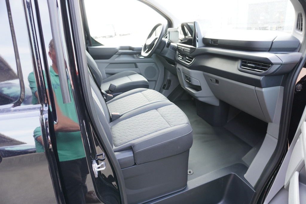 Ford Transit Custom 320L 2.0 TDCI 170PK L2H1 Limited Automaat Schuifdeur L / R Nr. V048 | Airco | Adaptive Cruise | Navi | Camera 20