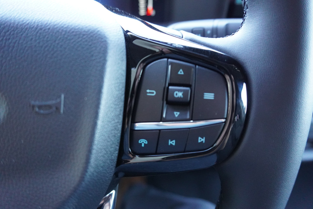 Ford Transit Custom 320L 2.0 TDCI 170PK L2H1 Trend Automaat Schuifdeur L / R Nr. V038 | Airco | Adap.Cruise | Navi | Camera | Blis 21