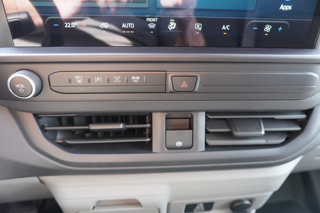 Ford Transit Custom 320L 2.0 TDCI 170PK L2H1 Trend Automaat Schuifdeur L / R Nr. V095 | Airco | Adap.Cruise | Navi | Camera | Blis | Glaslook 18