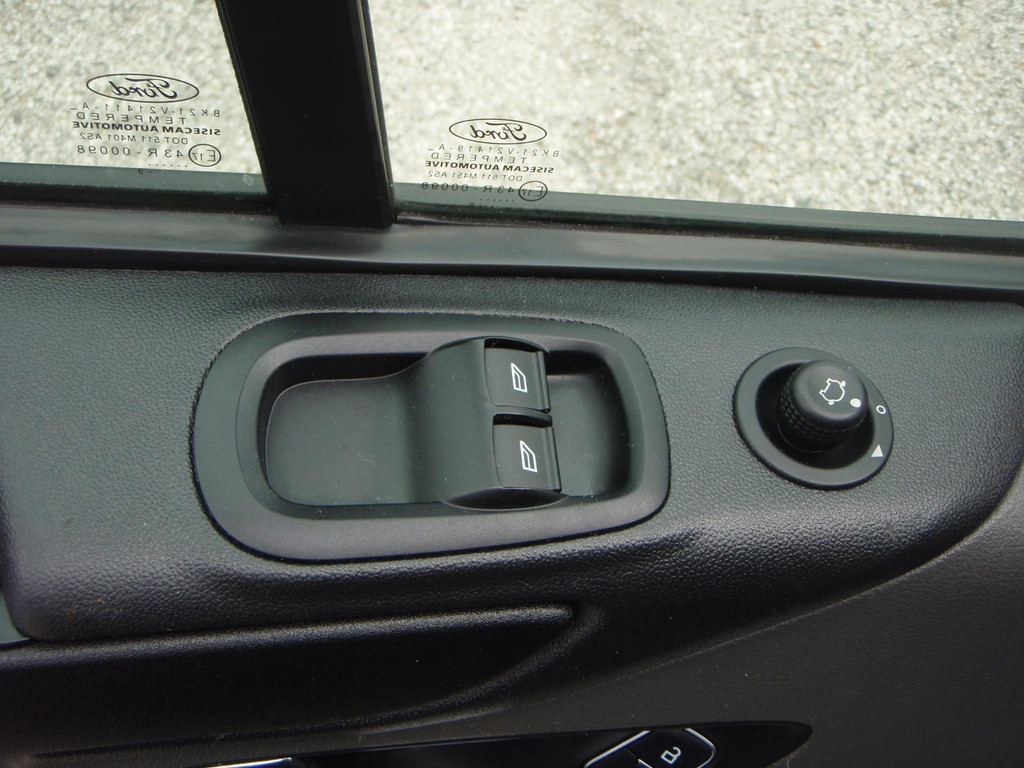 Ford Transit Custom 320 L2H2 Trend zeer lage km stand 53606 bj 19 11