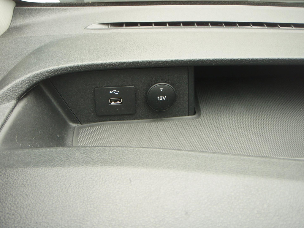 Ford Transit Custom 320 L2H2 Trend zeer lage km stand 53606 bj 19 14