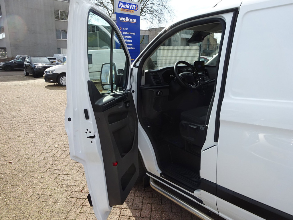 Ford Transit Custom 340 2.0 TDCI L1H1 Trend 130 PK AIRCO NAVI CRUISE PDC NW.ST 11