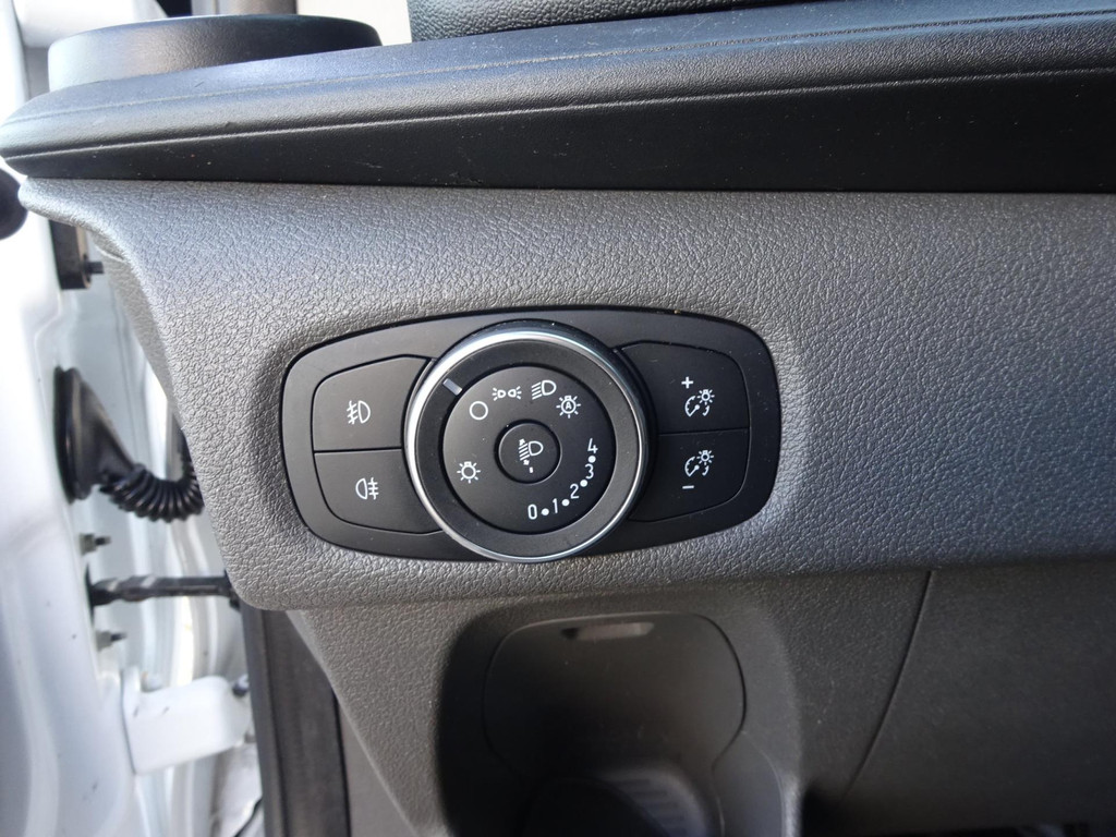 Ford Transit Custom 340 2.0 TDCI L1H2 Trend AIRCO NAVIGATIE CRUISE CONTROL 19