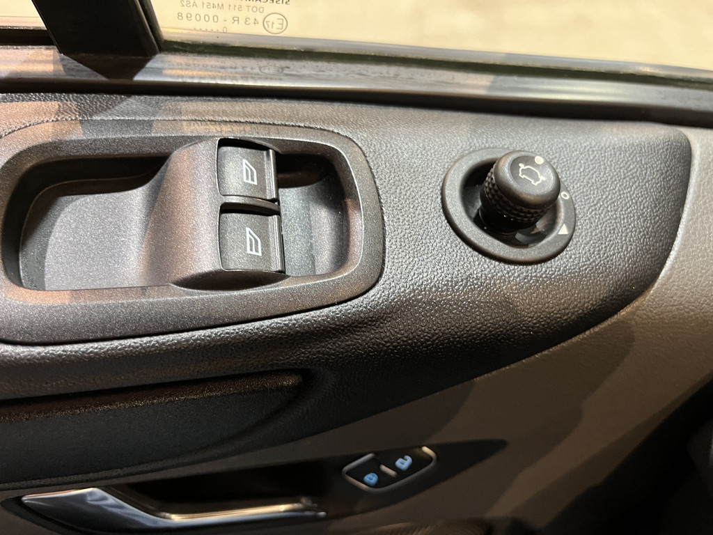Ford Transit Custom 340 2.0 TDCI L2H1 Trend 130 PK / Euro 6 / Airco / Cruise Control / PDC / Trekhaak 12