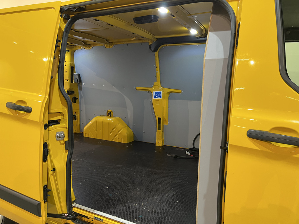 Ford Transit Custom 340 2.0 TDCI L2H1 Trend 130 PK / Euro 6 / Airco / Cruise Control / PDC / Trekhaak 19