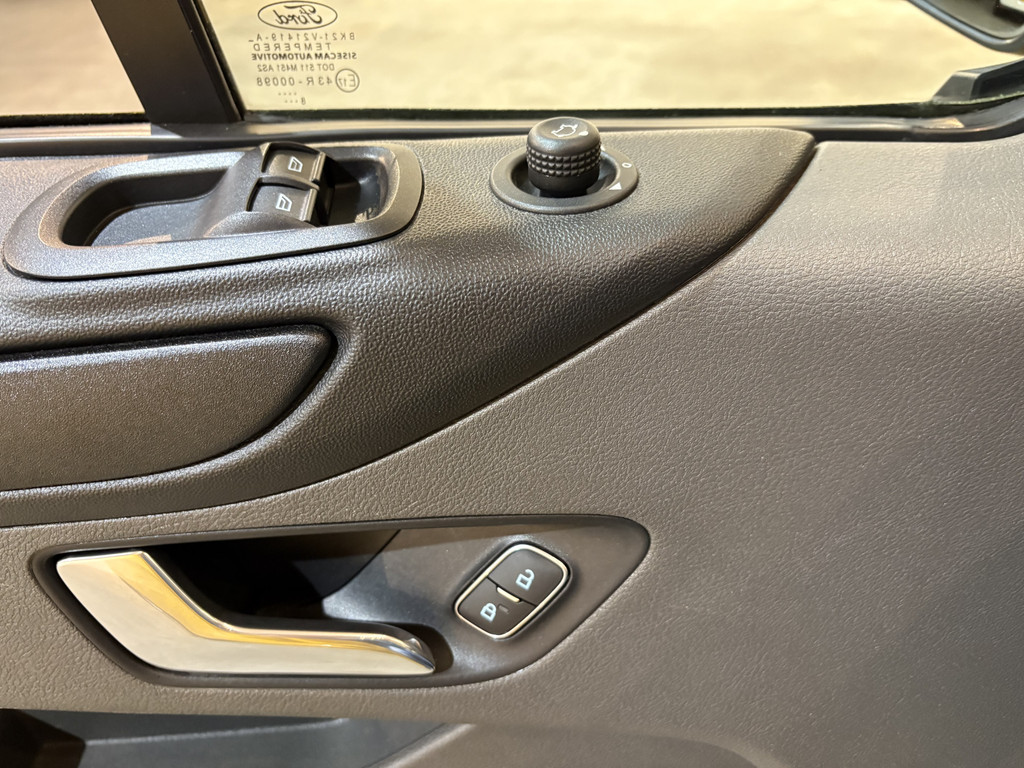 Ford Transit Custom 340 2.0 TDCI L2H1 Trend 130 PK / Euro 6 / Airco / Cruise Control / Trekhaak / Imperiaal 13