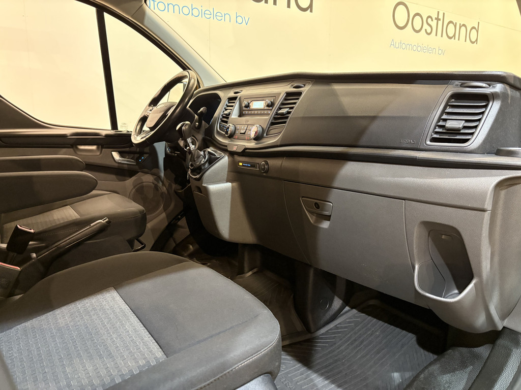 Ford Transit Custom 340 2.0 TDCI L2H1 Trend 130 PK / Euro 6 / Airco / Cruise Control / Trekhaak / Imperiaal / PDC 19