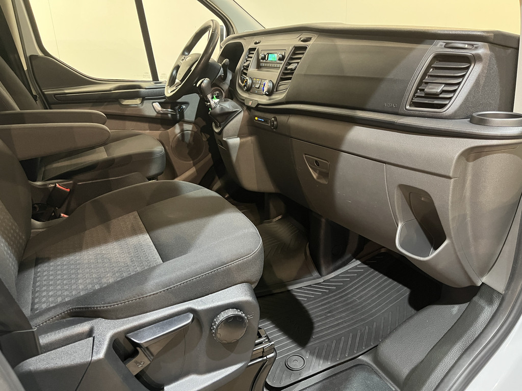 Ford Transit Custom 340 2.0 TDCI L2H1 Trend 130 PK Servicebus / Sortimo Inrichting / Euro 6 / Airco / Cruise Control / Trekhaak / PDC 20