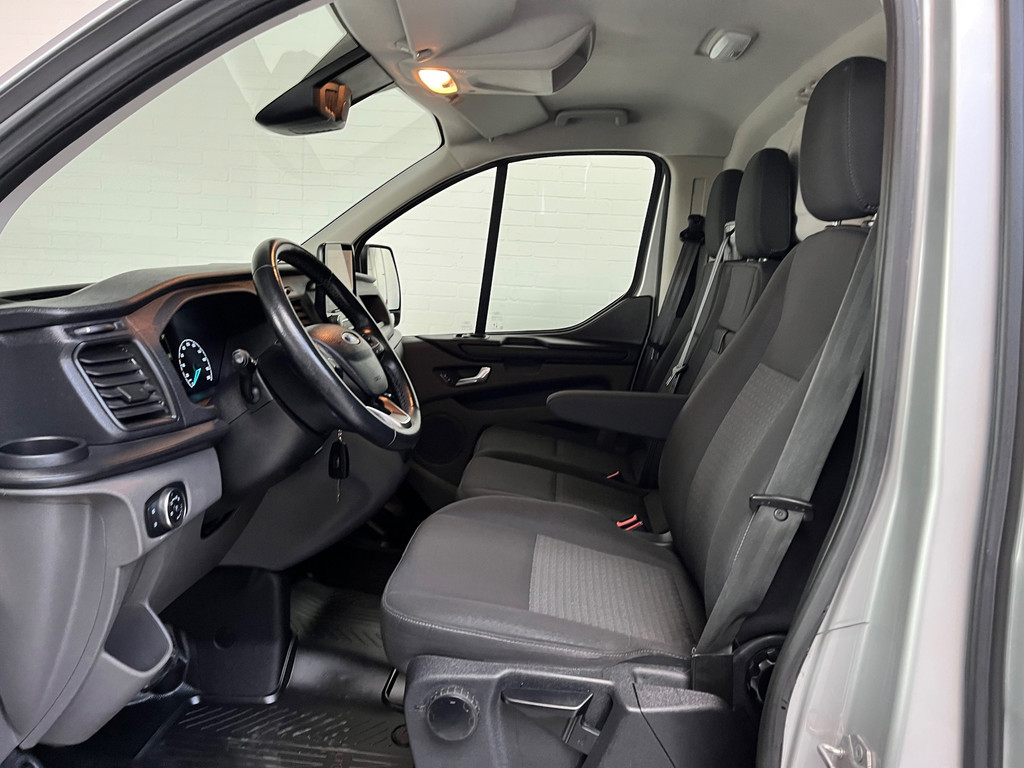 Ford Transit Custom Automaat 300 2.0 TDCI 130pk L2H1 Limited 3persoons, Airco, Navigatie, Trekhaak, Metallic lak, RIJKLAARPRIJS 17